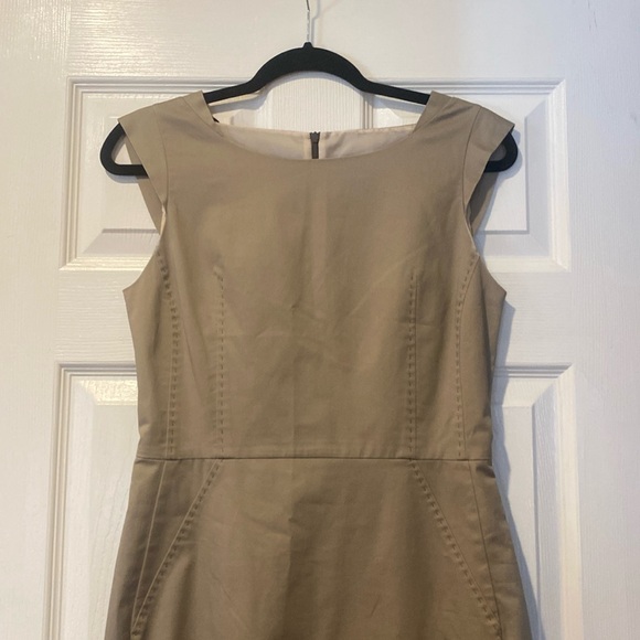 Jake beige color size 36 on knees back zipper - Picture 1 of 11